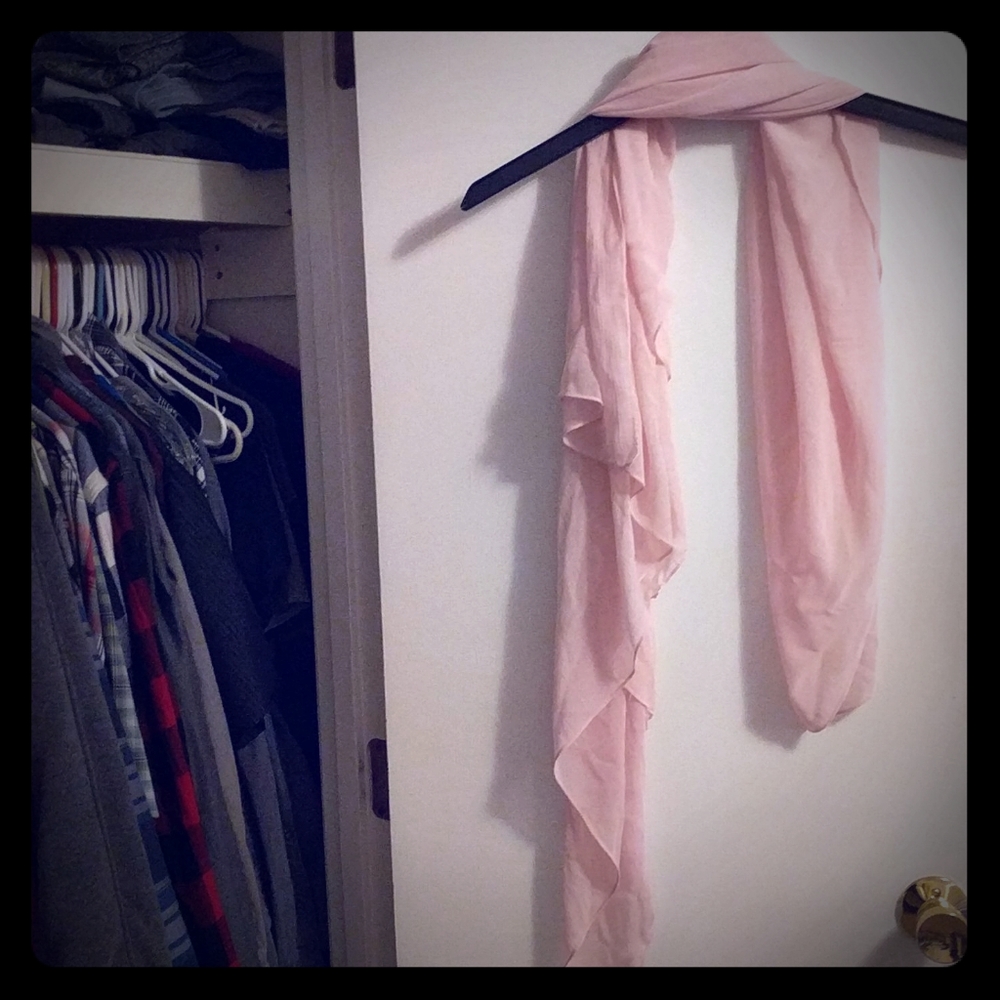 Cute pink scarf🧁
